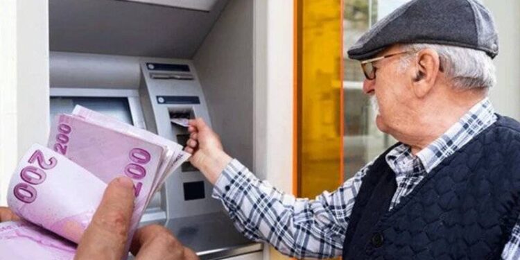 Yeni vergi paketi, çalışanlar ve emekliler için olumsuz sonuçlar doğuracak; sermaye gruplarına yönelik yeterli düzenlemeler de bulunmuyor