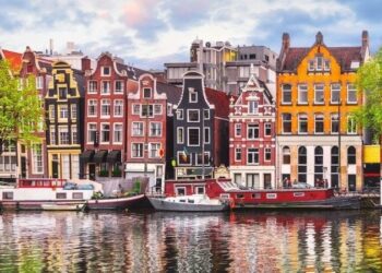 Türkiye’deki girişimciler, artık Hollanda’da 10 günde şirket kurabiliyor