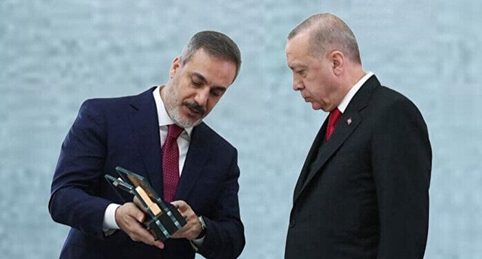 ‘Demek ki Hamamönü sokaklarında gezerken bile günün birinde MİT’i yöneteceğini biliyormuş…’