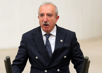 ‘Kayıt dışı siyaset ilk kez devlet aklıyla çatışma içine giriyor’