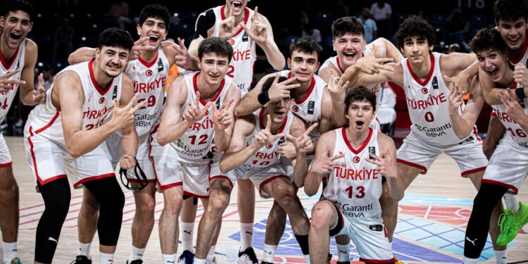 17 Yaş Altı Milli Basketbol Takımı Dünya Üçüncüsü Oldu
