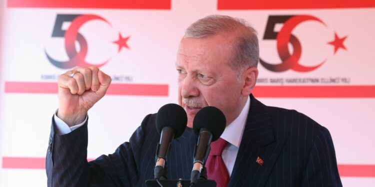 Erdoğan’dan ABD seçimleri ile ilgili dikkat çekici mesaj: “İbre Türkiye’nin lehine dönüyor diye düşünüyorum”