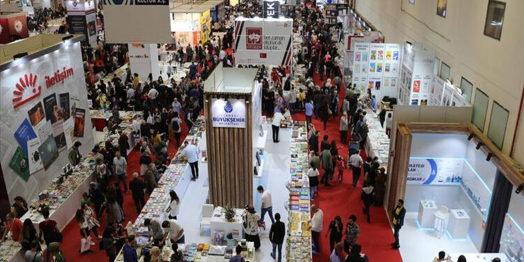 41. Uluslararası İstanbul Kitap Fuarı: Onur Yazarı ve Teması Belli Oldu