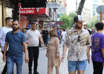 Kriz derinleşiyor: Ekonominin düzelmesi için iktidar değişmeli
