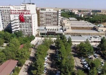 Hastanedeki yemekten zehirlenen çalışan 3 gündür tedavi altında