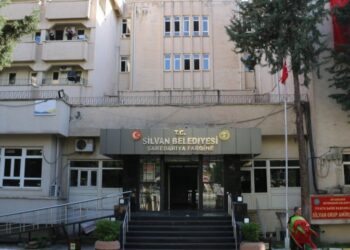 Farqîn Belediyesi’nden ‘köpekler tedavi ediliyor’ açıklaması