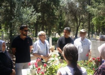 İkram Mihyaz mezarı başında anıldı
