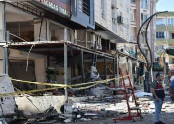 İzmir’deki patlamada ölenlerin sayısı 5’e yükseldi