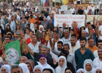 DEM Parti’den Qoser’de miting: Toprağımızı savunacağız