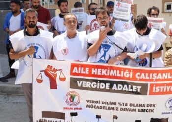 ‘Vergide adalet’ eylemi 20’nci haftasında