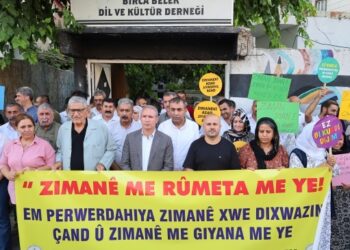 ‘Saldırılara karşı mücadele etmenin tek yolu kendin olmakta ısrar etmektir’