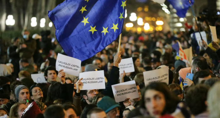 AB, Gürcistan’ın üyelik sürecini durdurdu