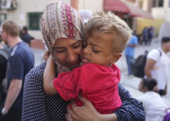 AB, tıbbi yardıma muhtaç 16 Gazzeli çocuğu tahliye etti