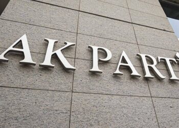 AKP’den erken seçim ve sokak hayvanları tasarısı açıklaması