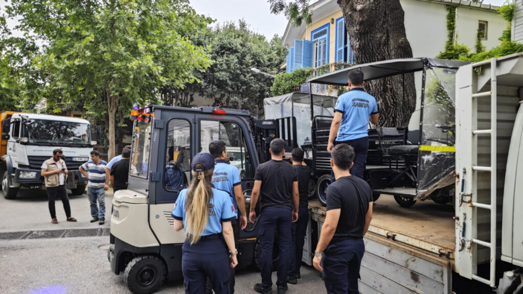 Adalar’da Elektirikli Araçlar Toplatılmaya Başlandı