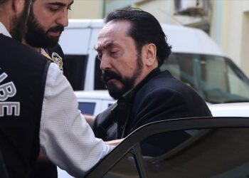 Adnan Oktar’a verilen 8 bin 658 yıl hapis cezası onandı