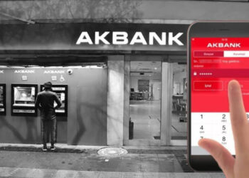 Akbank Mağdurları İsyan Ediyor: Rızaları Dışında Kredi Çekildi, Gereken Önlem Alınmadı
