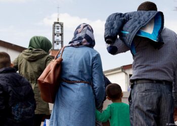 Almanya'da Suriye'ye sınır dışıların önünü açan karar
