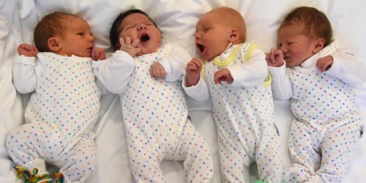 Almanya'da doğumlar son 10 yılın en düşük seviyesine geriledi