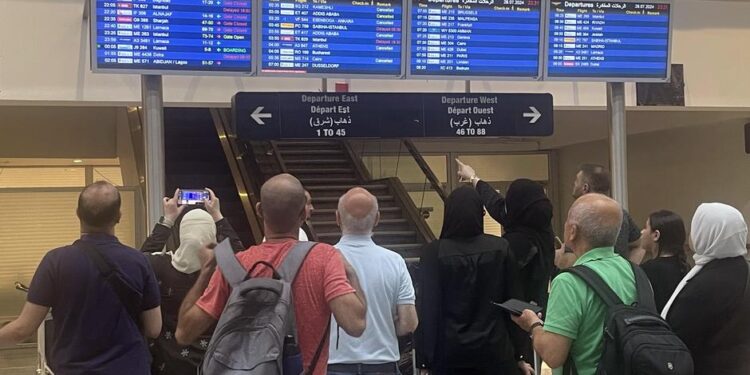 Almanya'dan Lübnan'daki vatandaşlarına "ayrılın" çağrısı