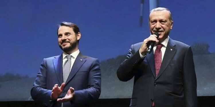 Ankara kulisleri: Berat Albayrak bazı eski bakanlarla 'küskünler ittifakı' kurmuş