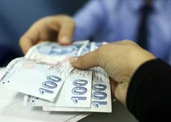 Asgari Ücrete Zam Yapılacak mı? Erdoğan Uçakta Ne Dedi?