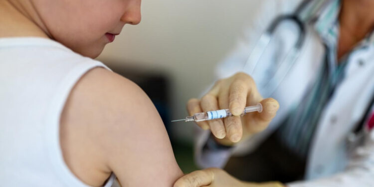 Aşı Krizi Kapıda: Aile Hekimlerine 'İdareli Kullanın' Uyarısı