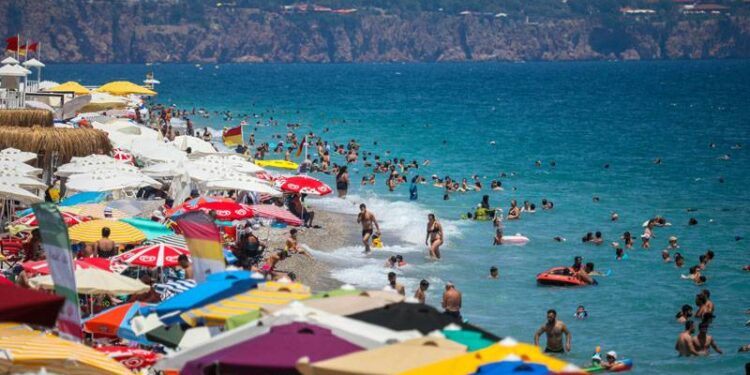 Aynı fiyata burada da yemek yersin