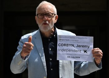 BİRLEŞİK KRALLIK | İşçi Partisi’nden ihraç edilen Jeremy Corbyn, yüzde 49 ile seçildi