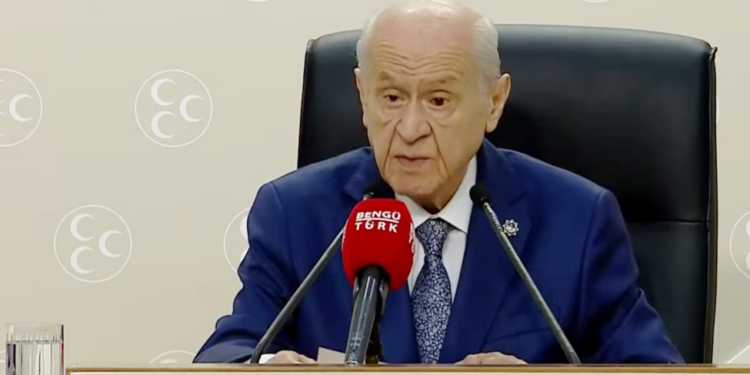 Bahçeli: Türk halkı köpeklere karşı uygulanacak yanlışın karşısında olur, MHP üzerine düşeni yapacaktır