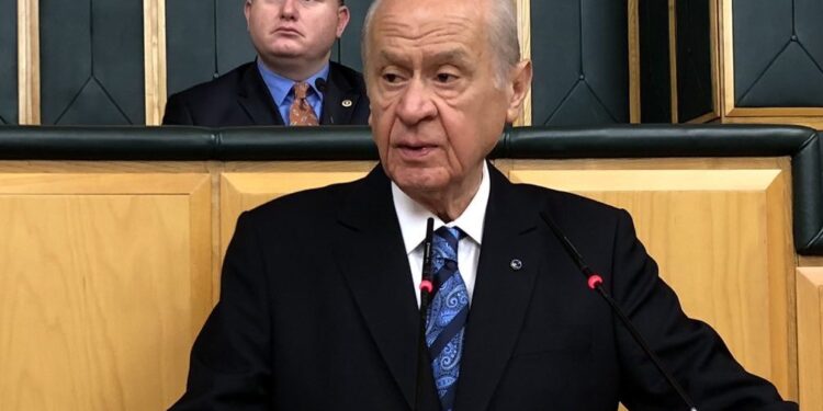 Bahçeli’den A Milli Takım’a “Sahaya çıkmayın” çağrısı: UEFA laçka kararından vazgeçmezse…