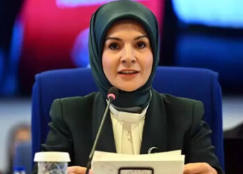 Bakan Göktaş Duyurdu: Yaşlı ve Emekli Aylıkları Hesaplara Yatırıldı