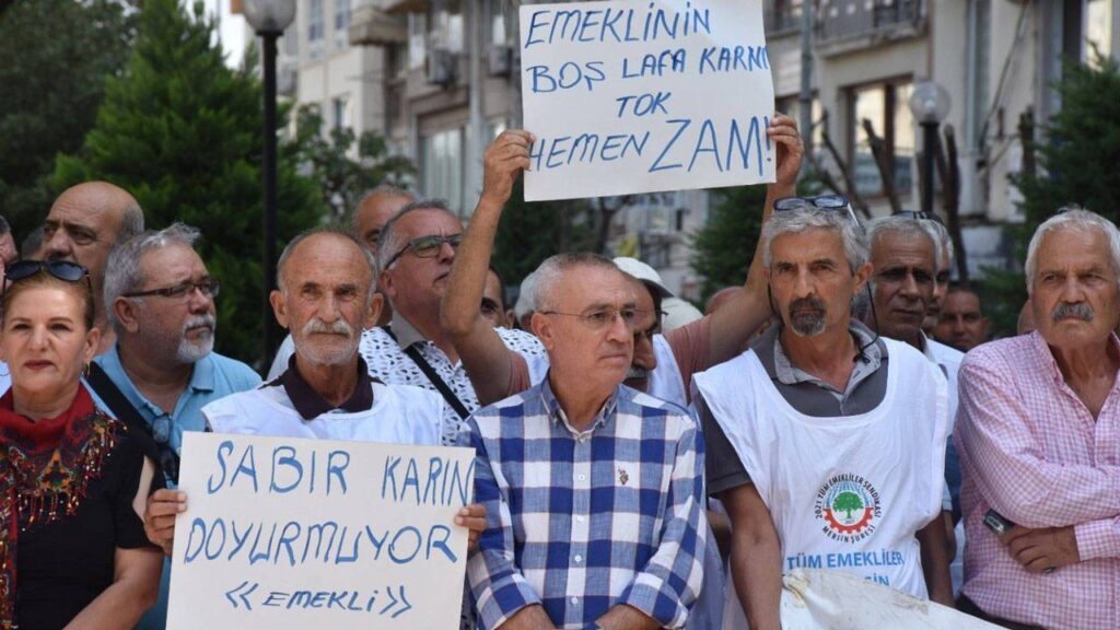 Bakan Şimşek göreve geldiği günden beri Türkiye’ye şimşek gibi çaktı!