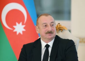 Bakü – Paris hattında gerilim artıyor, Aliyev ‘sömürge’ altındaki topraklarda bağımsızlığı destekleme sözü verdi