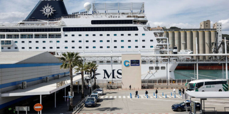 Barselona'da turistlere yeni vergi yolda: 'Saygılı bir turizm istiyoruz'