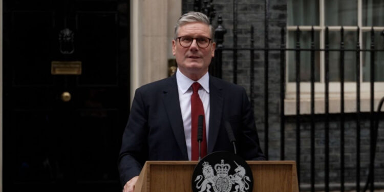 Başbakan Starmer: Göçmenlerin Ruanda'ya Dönüşünü İptal Etti