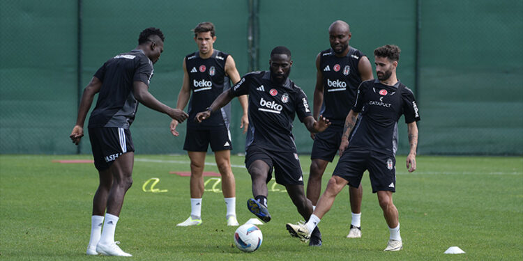 Beşiktaş, Slovenya kamp kadrosunu açıkladı