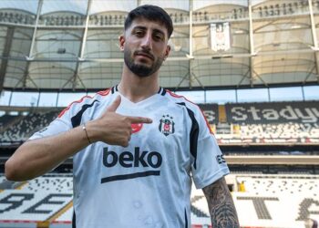 Beşiktaş'ın yeni transferi Can Keleş: Taraftarlar beni büyüledi