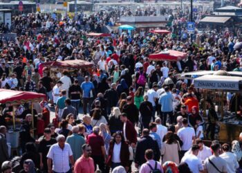 Bir ayda 10 gün karnımız doyuyorsa 20 gün açız