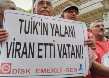 Bizler onların işaret ettiği yöne bakmıyor, erken seçimi işaret ediyoruz