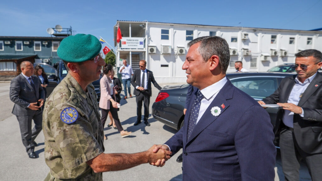 CHP Lideri Özgür Özel, Srebrenitsa Katliamı'nın 29'uncu Yıl Dönümü İçin Saraybosna'da