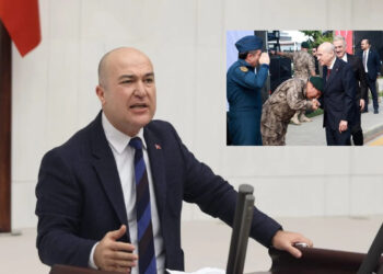 CHP'den Bahçeli'nin Elini Öpen Emniyet Müdürü Hakkında Çağrı: 'Derhal Emekli Edilmeli'