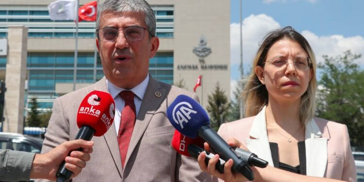 CHP'den Dışişleri Teşkilatını Güçlendirme Vakfı Kanunu'nun bazı maddeleri için için AYM'ye iptal başvurusu