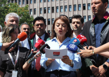 CHP’den TÜİK hakkında suç duyurusu: “Halkın cebinden parasını biner biner çalıyor!”