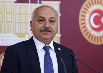 CHP'li Dinçer, akaryakıt fiyatlarında düzenleme yapılmasını istedi
