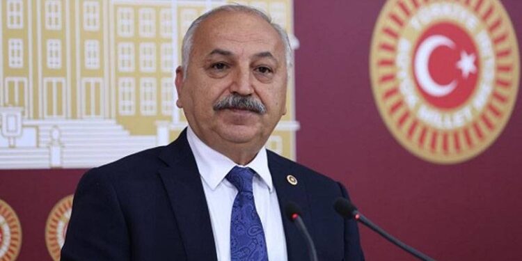 CHP'li Dinçer, akaryakıt fiyatlarında düzenleme yapılmasını istedi