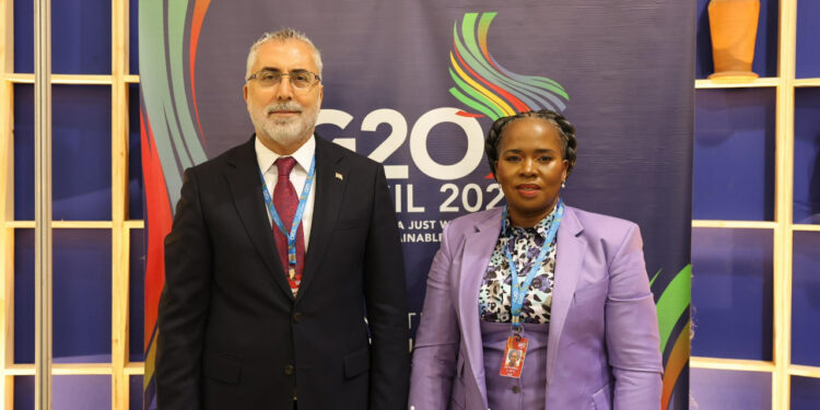 Çalışma ve Sosyal Güvenlik Bakanı, Güney Afrikalı mevkidaşı ile görüştü