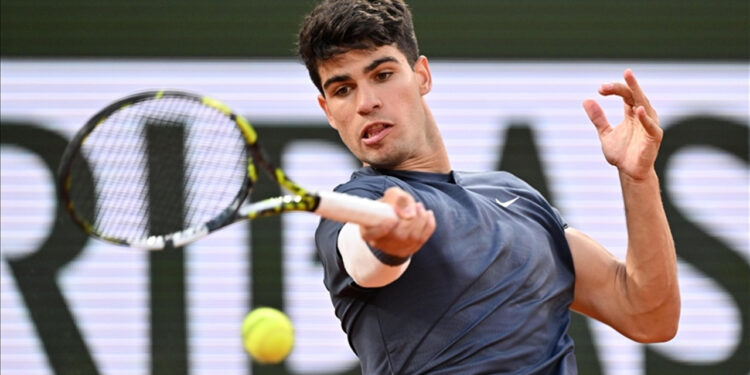 Carlos Alcaraz Wimbledon'da Tarih Yazdı: Üst Üste İkinci Kez Şampiyon Oldu