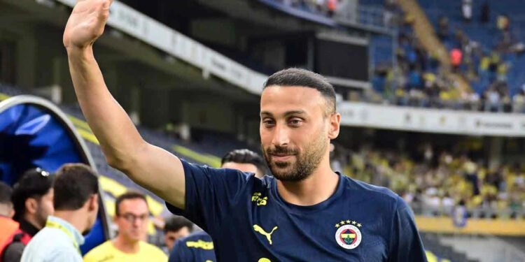 Cenk Tosun'dan Fenerbahçe Paylaşımı: Beğeni Yağmuruna Tutuldu