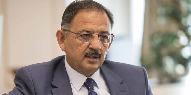 Çevre, Şehircilik ve İklim Değişikliği Bakanı Mehmet Özhaseki istifa etti